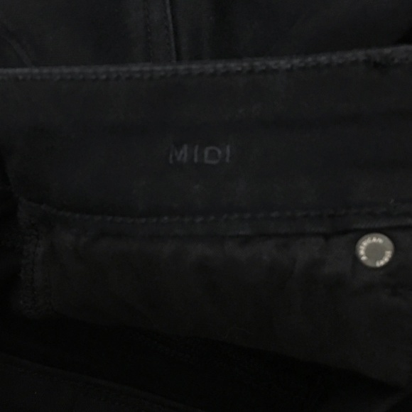 AMERICAN EAGLE Midi Jean Shorts Cut Off Raw Distressed Hem Black Wash Size 4 - Picture 7 of 10